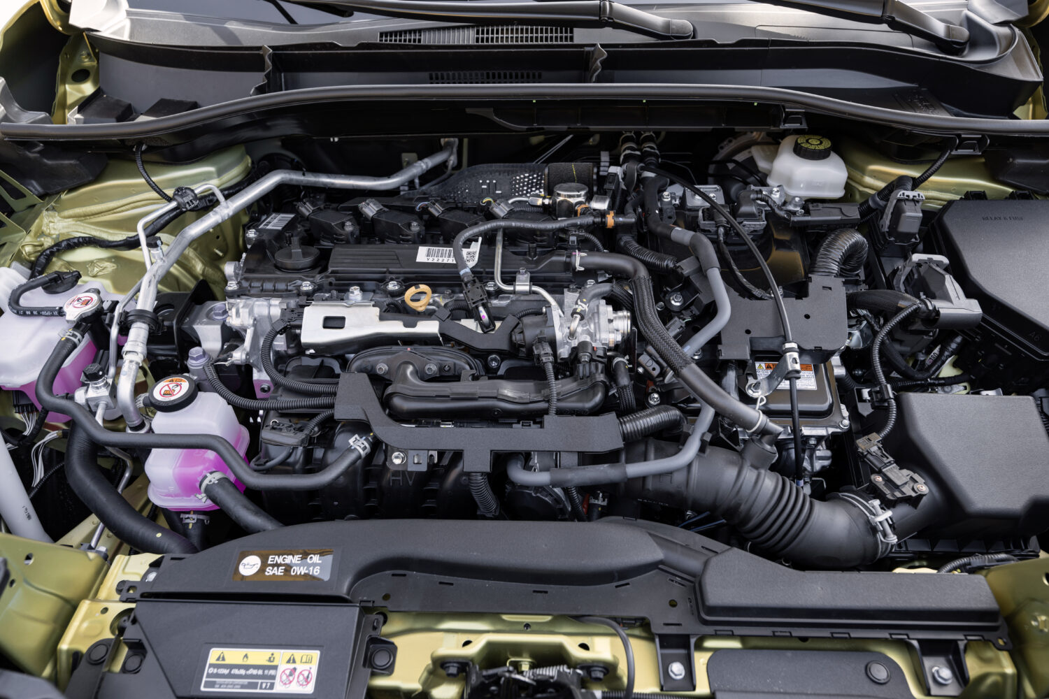 New 2024 Toyota Corolla Cross Hybrid S 4D Sport Utility in Phoenix