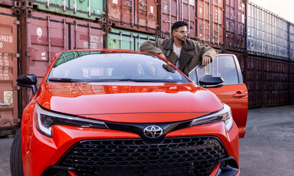 Toyota_Alvaro Diaz_Partnership Announcement_Conill_Corolla Hatchback
